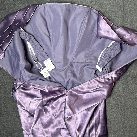 Milly Bridal Formal Off Shoulder Dress Purple Womens Size 8 NWOT - Picture 3 of 9